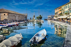Hafen-in-Lazise-am-Gardasee-Italien